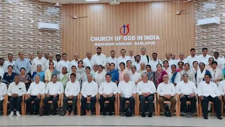 മുംബൈ പാസ്റ്റേഴ്‌സ് ഫാമിലി മീറ്റിംഗ് സംഘടിപ്പിച്ചു.
